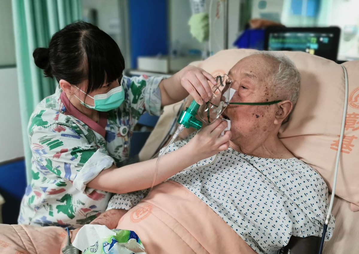 中国高级养老护理岗位照护场景 中国高级养老护理岗位照护场景