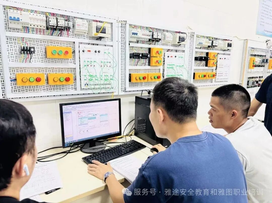 珠海金湾电工技师高级技师实操培训现场 珠海金湾电工技师高级技师实操培训现场